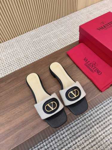 华家25季新款.码数 35-42 价格:橡胶底 .真皮底