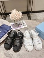 普家专柜新款凉鞋 专柜原版材料 35-39 34 40 41可以定做 但不能调换