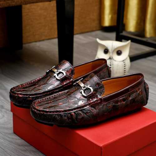 工厂价 Ferragamo 菲拉格慕 爆款时尚休闲套脚鞋官网专柜1:1制作，原版开模好质量看得见，进口高端头层小牛皮，皮内里纹路很清优质防水防滑耐磨大底高品质低