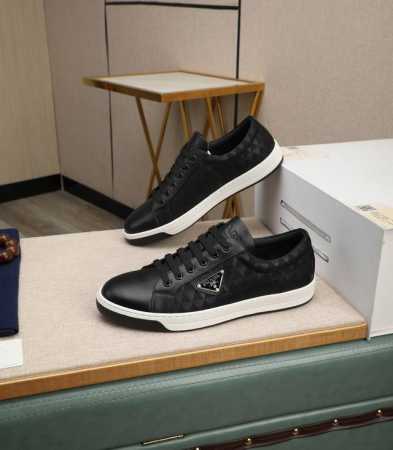 出 厂 价 商品商标 Prada 普拉达 原版休闲鞋 正码码数 38-44 可订做45 商品材料：鞋面原版进口牛皮，真皮内里，原版大底。 - 点击图像关闭
