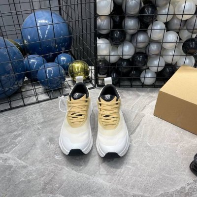 出厂 Loewe罗意威 X On Cioudtilt2.0跑鞋情侣款 罗意威 Xon 昂跑全新合作系列 时尚，品牌与瑞士高性能运动品牌On携手打造的此系列作品专