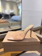 价格P： {半拖} 吉安维托 罗西 Gianvito Rossi Eiko Stiletto，轻松移动。这款 Gianvito Rossi 拖鞋采用配有精致的胶