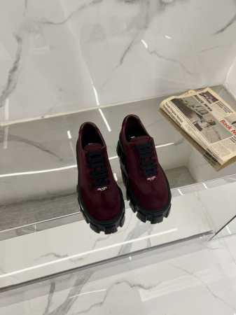 高版本 ‘’ Prad 2025 ss 时髦厚底乐福鞋新款厚底乐福鞋、品质依旧、区别市面抢出版本、自购原版独立开发、鞋面采用订制牛反绒、意大利混种小羊皮垫脚、原 - 点击图像关闭