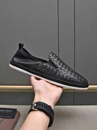 p 一脚登 Botteg* Venet* 高端精品 Size：38-44 45定做 Bv新品，头层牛皮人工编织经典风格与当代时尚气质和谐交融，橡胶鞋底轻便灵活, - 点击图像关闭