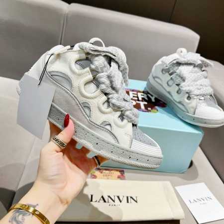 出厂价： Lanvin × Gallery Department 联名款限定系列；沉稳、笃定、活泼、经典与潮流、成熟与青春；诠释多面魅力组合构成一个五彩斑斓的艺 - 点击图像关闭
