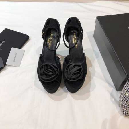 带花460不带花440 高版本顶级品质 Ysl 专柜爆款超高跟防水台凉鞋 鱼嘴鞋头设计 好穿 大气 显贵族气息 面料：进口羊京 垫脚：进口羊皮 大底：意大利真皮 - 点击图像关闭