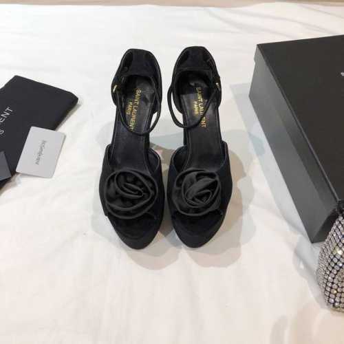 带花460不带花440 高版本顶级品质 Ysl 专柜爆款超高跟防水台凉鞋 鱼嘴鞋头设计 好穿 大气 显贵族气息 面料：进口羊京 垫脚：进口羊皮 大底：意大利真皮