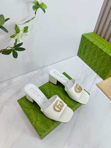 出厂 2025 Sss新款报到 Gucci 古*奇 原单品质 原汁原味的欧式风格 上脚非常完美穿搭上配此鞋 优雅大方 晶莹剔透 无论种各配件材质 都是家独一比一
