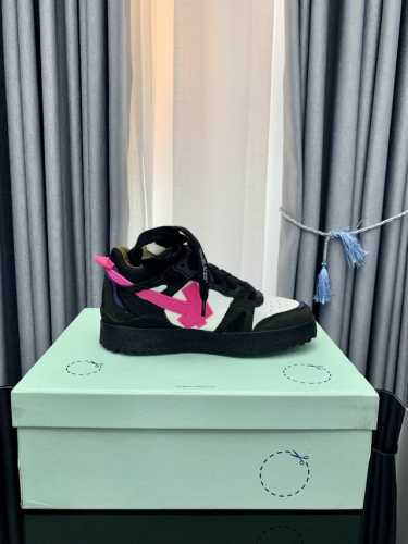 出厂价 ，高品质 Off-White 运动鞋 2022春夏秀款球鞋正式发布独家上线曝光新配色高端版本出货 情侣款所有配件均通过定做出产正品裁片 原版比例大箭头定
