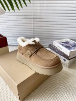 UGG P: 女款Size：35-40 UGG金币魔术毛毛鞋 厚底雪地靴 现货好拿 美媚必选，秋冬长装短装好配衣服，超显身材秋冬女性必备.保暖神器 源自澳洲，百