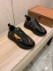新款: 厂价 芬迪Fendi* 最新爆款休闲鞋，顶端品牌奢侈～代购，顶级～质量。鞋面選用进口透气牛皮搭配布材质透气羊皮垫脚 精细做工。原版个性时尚柔软橡膠耐磨防