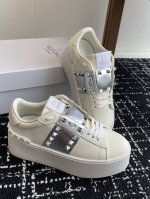 代购级 Valentino 经典升级 厚底 绑带运动鞋、休闲鞋 男士女士真皮板鞋华伦天奴运动板鞋简直太棒了 时尚潮流炫酷+经典复古，情侣款最新时尚运动鞋系列都有