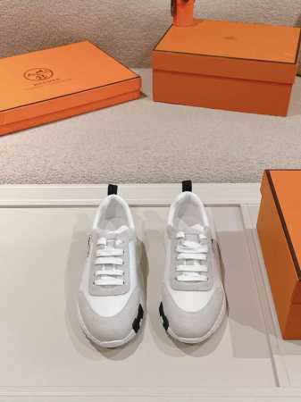 Hermes 皮面 ，情侣款，Size ：码数：35-44 45可订做 Hermes 爱马仕 顶级版本#经典情侣款 休闲运动鞋情侣款休闲之履运动老爹鞋结合高 - 点击图像关闭