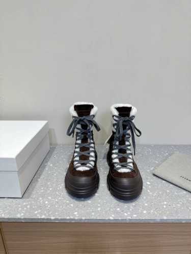 Brunello Cucineli ss24 new arrival 秋冬新款 厚底系带 马丁靴 短靴 上脚帅气舒适 秋冬一定要有一双Bc的战靴 BC家的品牌鞋