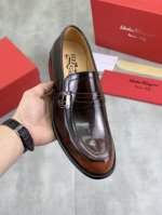 工厂p价p 实价 水染牛里 Salvatore Ferragamo 菲拉格慕 男士最新款休闲商务皮鞋 同步上市 面料采用专用进口原版开边珠小牛皮 内里采用进口水