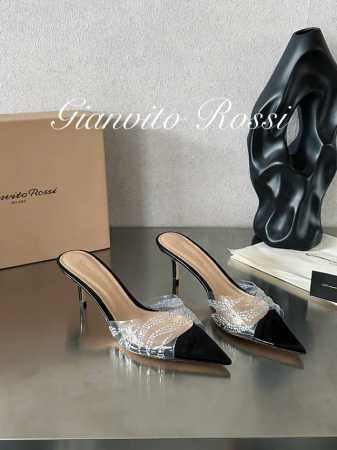 吉安维托 罗西 Gianvito Rossi 胶片烫钻高跟拖鞋 极简主义的 Elle、Gianvito Rossi 尖头和有机玻璃凉鞋，最能唤起精致。这款 10 - 点击图像关闭