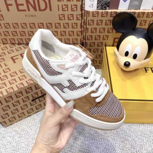 情侣款顶级飞机盒版本 Fendi芬迪爆款系列 情侣休闲运动鞋 实价： Fd Match 原版Rmb9390购入 一比一复刻 设计师Kim Jones打造的首款运