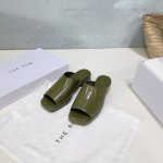 高品质出厂 ！小众潮牌 The Row25春夏新款水台厚底鱼嘴简易拖鞋 这款设有优雅硬朗帅气且又性感迷人，裸露大面积的纤长的线条延伸脚部比例，视觉显腿长，简约大