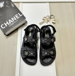 橙子出厂价P P160 Chanel 香奈儿初夏新款 圆扣魔术贴凉鞋 休闲鞋 材质：牛仔布 码数：35-40