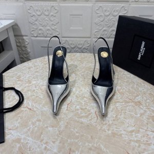 工厂p价 女装女鞋 运动原单 Ysl.顶级版本.高品质. 配置全套包装 2025新款 官网同步 1:1开模 尖头后空鞋 鞋面 漆皮 真丝 内里 羊皮 跟高: 1