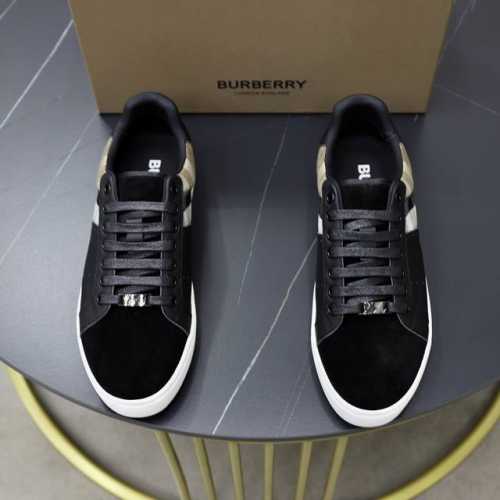 牛里 Burberry巴宝莉 经典低帮滑板套脚鞋｜进口牛皮搭配经典格纹布料｜舒适透气内里｜原版大底｜做工精细穿着舒适 Size：38-44 45定做