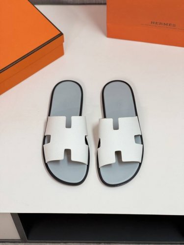 hermèS 真皮底 Size：38-44 45.46.47定制 爱马仕最高品质经典H拖鞋～高端男士凉鞋沙滩鞋拖鞋～专柜同步～原单代购货！原版进口鞋面牛皮内里牛