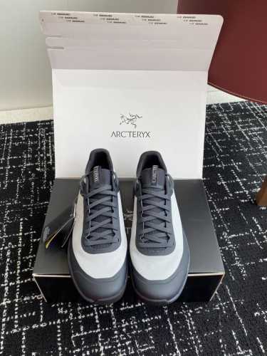 代购级 Arcteryx 始祖鸟 加拿大 出口原单 Konaseal Lt 未来之壳系列低帮轻量化透气越野徒步户外运动跑鞋 先进的技术 更轻但可靠耐用的材料和高