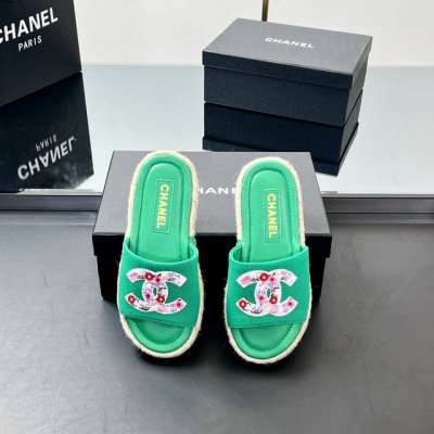 厂价 高版本 Chanel香奈儿电绣双C的Logo编织 渔夫拖鞋 一字拖鞋 专柜原版开发 正品工艺 鞋正中的双C Logo点缀恰到好处 简约大方. 羊皮面小香拖