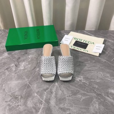 工厂p价p 顶级高端版本 代购品质 原版开发 Bottega Veneta Ss新品爆款夏季方头中跟凉鞋Knot穆勒凉拖女鞋 Bv新款小编织鎏金中跟抢手大爆款
