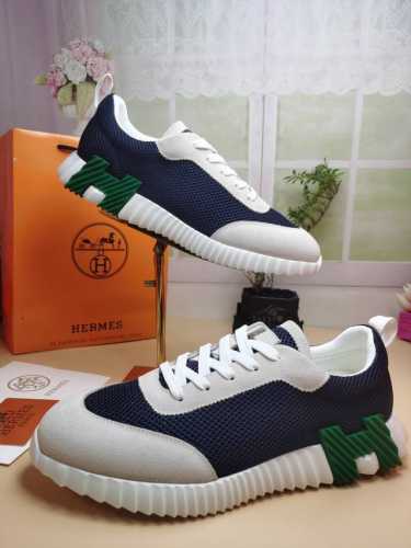 出厂价女款 男款 Hermes 爱马仕运动鞋 上脚特轻，逛街暴走都不会累 好看又好穿，踩棉花的脚感！ 穿上立刻就爱上，带点增高显的腿型很修长 超轻图形鞋底，打造
