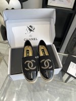 CHANE 渔夫鞋 新配色 认准我家代购外包装全网颜色最齐 版本最高 香奈儿渔夫鞋专柜最新包装外盒码：35-40。 34、41、42订做