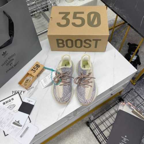 出厂 Yeezy Boost 350 V2 “Static” 灰珍珠 独家正确3M反光细节 以及紫外线防伪 后跟弧度 鞋面纹路也是采用原数据档案 最新原厂巴斯夫