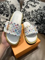工厂p价 Lv拖鞋新配色，情侣款35-45码