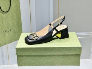 Gucci古奇 早春新款马衔扣丑萌粗跟单鞋 凉鞋 跟高：7.5Cm 5.5Cm 2.5Cm 大底：意大利真皮底 尺码：35-39 34.40.不退换