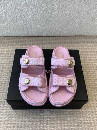CHANEL 25ss 春夏沙滩拖鞋 凉鞋 系列 香奈儿 国内国外专柜断货王，找遍国内专柜心心念念终于到手第一眼开箱看到实物让我太惊讶了，太喜欢了呼吁闺蜜们组团 - 点击图像关闭