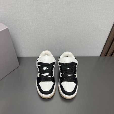 出厂:女 男 独家顶级版本 Hogan 2024Vs春夏最新运动休闲系列 圆头拼色面包鞋 流行 H拼色工艺~休闲运动鞋履精湛手工设计融入军装元素，兼职实用与个性 - 点击图像关闭
