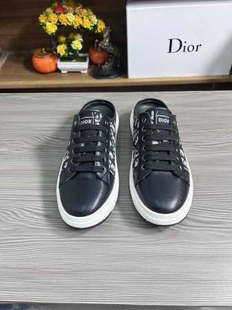 Dior -高端品质 原单 2024早春半拖 -鞋面：Sp高级牛二层 顶级丝光立体面料 -内里：内里；高级羊皮里，垫脚；顶级牛皮 -大底：超轻精品橡胶； -超高 - 点击图像关闭