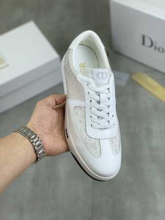 工厂价 实价 迪奥新款 Dior 经典百搭款 原版图案logo经典元素处处彰显个性化、搭配什么裤子都好看鞋面进口意大利小牛皮，进口头层猪皮内里橡胶大底码数：38 - 点击图像关闭