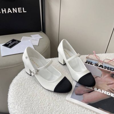 橙子出厂价P P140 Chanel 香奈儿春夏新款 一字扣带浅口粗跟单鞋 玛丽珍鞋 跟高：6Cm 码数：35-40
