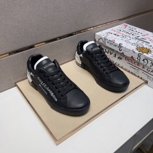 出厂价Pp Dg～ 情侣装休闲鞋 2025Z柜同步发售 码数:35-44# 3个颜色鞋面选用多材质拼接真皮内里，舒适透气，鞋底：原版舒适耐磨大底，实物拍摄实物更