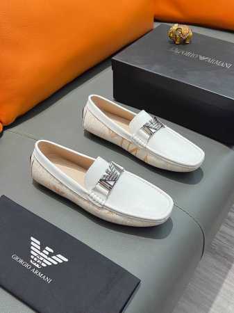 商品名称：Armani 阿玛尼 正规码数: 38-44 豆豆鞋 商品材料：精选 牛皮鞋面，柔软羊皮垫脚；原厂特供大底。 - 点击图像关闭