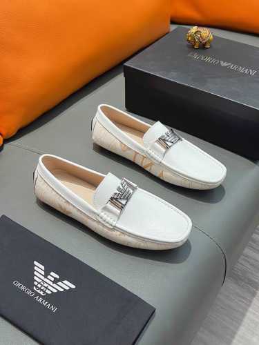 商品名称：Armani 阿玛尼 正规码数: 38-44 豆豆鞋 商品材料：精选 牛皮鞋面，柔软羊皮垫脚；原厂特供大底。