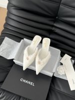Chanel 25C新款兔毛尖头穆勒半拖系列 一脚蹬系列 鞋面牛皮 内里羊皮 真皮大底 Size:35-39 40定