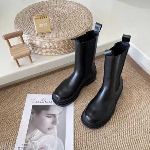 出厂 Bottega Veneta 顶级专柜 官网同步 Bv葆爹天团全系 经典矮筒 中筒靴 真正的经典 永不过时 葆爹穿搭 时尚最前沿 原标 原盒 正确版本 进