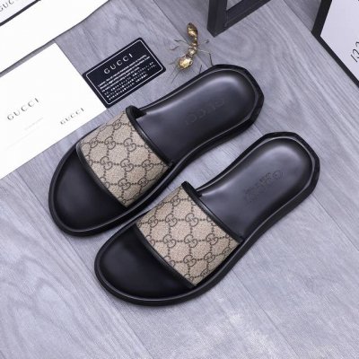 商品商标：Gucci 古驰 拖鞋 正码码数: 38-44 45.46定做不退换 商品材料：精选牛皮印花鞋面 脚背仿皮里 原版大底