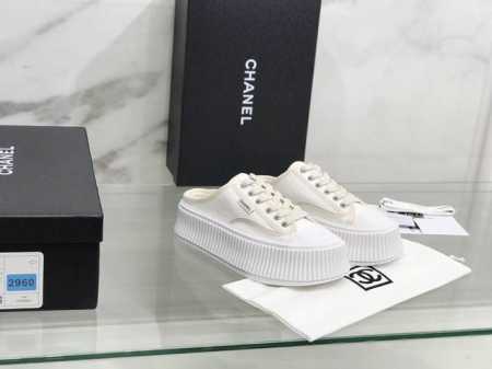 出厂价 Chanel2024新款厚底饼干鞋半托，休闲搭百搭又时髦，定制进口帆布面料，牛皮里垫脚，原版开模饼干橡胶松羔大底，非常舒适好穿！ 底高：5Cm Size - 点击图像关闭