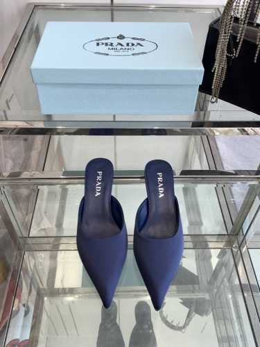 PRADA普拉达 2025ss新品T台秀场穆勒鞋 真丝尖头系列 顶级版本 prada25“T台秀款”,主推热卖款式，真丝材质搭配TPU穆勒系列春夏单鞋凉鞋系列