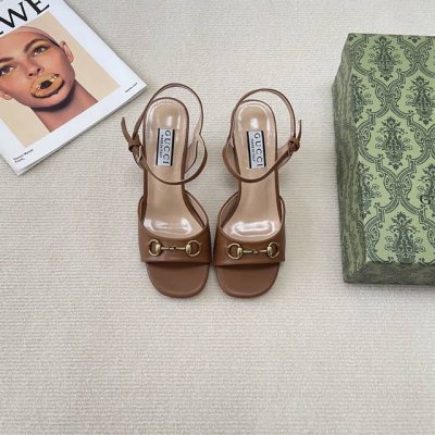 橙子出厂价p gucci 古驰 春夏新款 马衔扣鱼嘴一字带粗跟凉鞋 跟高 7Cm 码数 35-42