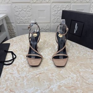 工厂P价 女装女鞋 运动原单 Ysl.顶级版本.高品质. 配置全套包装 2025新款 官网同步 1:1开模 粗跟凉鞋 鞋面：漆皮 内里：羊皮 跟高: 10.5C