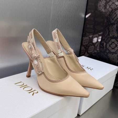 工厂价 J'ADIOR织带后空凉鞋 迪奥 Dior 2024 春夏最新色真丝立体刺绣高定系列女鞋 CD字母logo高跟蝴蝶结拼色方头凉鞋 市场顶级高端版本 材质 - 点击图像关闭